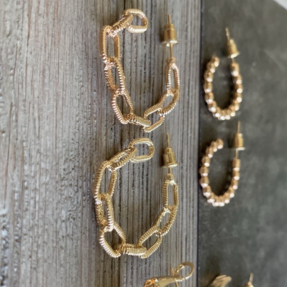 6/$8 NEW Gold Tone Hoop Earrings - Picture 9 of 11